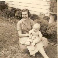 Katherine Bernhardt Photo 14