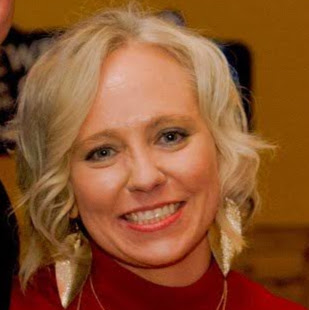 Alicia Davis Photo 30