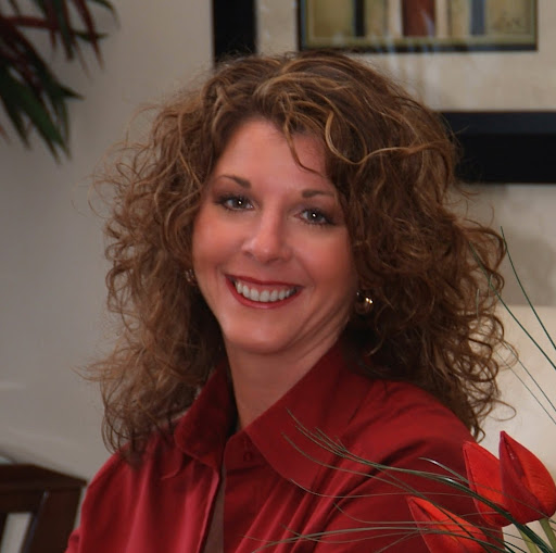 Lisa Dickson Photo 28
