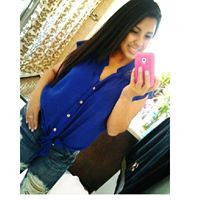 Emely Molina Photo 4