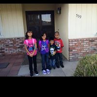 Lisa Hernandez Photo 39
