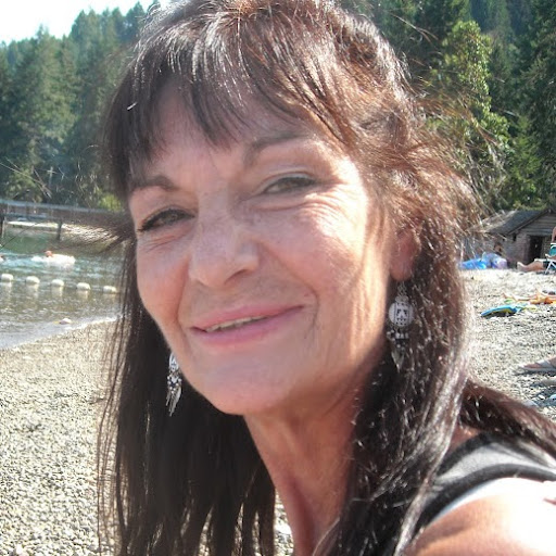 Lisa Balcom Photo 22