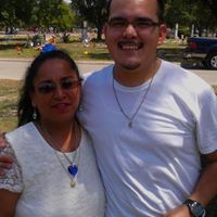 Linda Reyna Photo 42