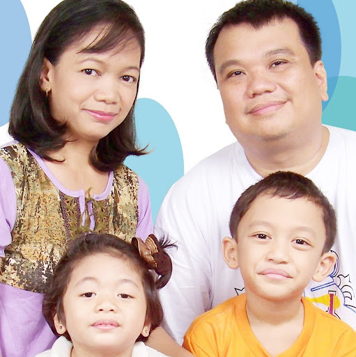Gilbert Reyes Photo 37