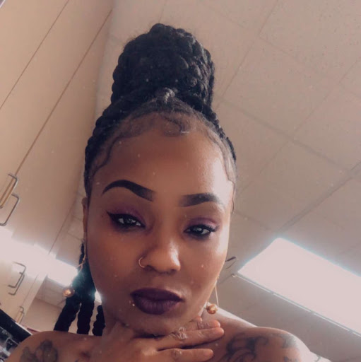 Latasha Robinson Photo 13