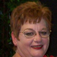 Carmon Brown Photo 9