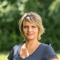 Nicole Rau Photo 16