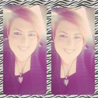 Elizabeth Lang Photo 15