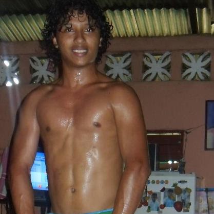 Enmanuel Hernandez Photo 15