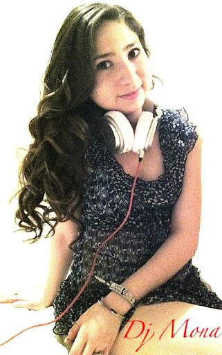Emily Martinez Photo 26