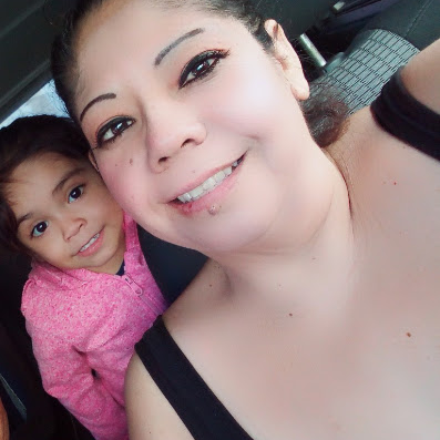 Jennifer Valenzuela Photo 34