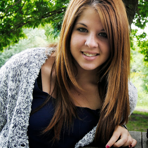 Sara Baeza Photo 19