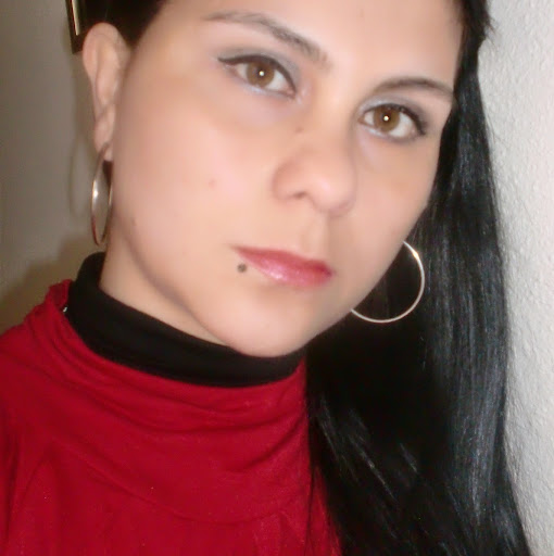 Lina Sanchez Photo 15
