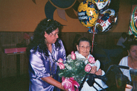 Rachel Lopez Photo 11