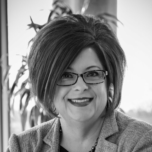 Deanna Lorincz Photo 3