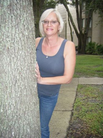April Smith Photo 40