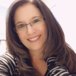 Amy Packer Photo 22