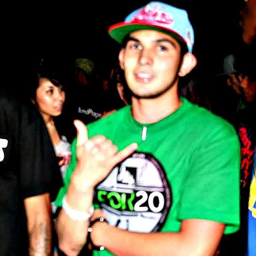 Andrew Juarez Photo 17