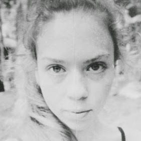Kirsten Donovan Photo 12