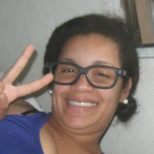 Julie Cervantes Photo 30