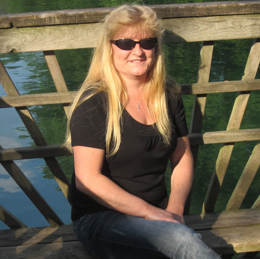 Robin Kelly Photo 47
