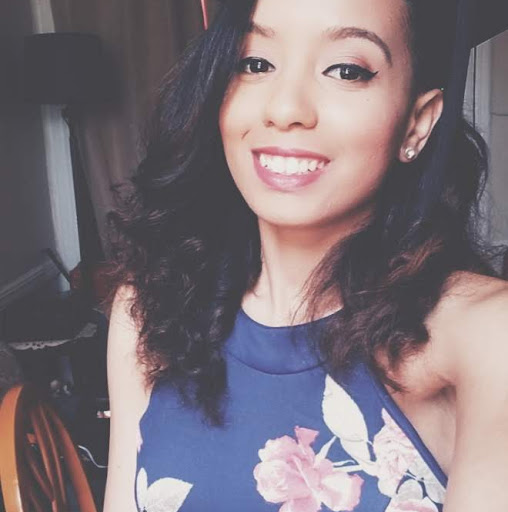Elizabeth Acevedo Photo 21