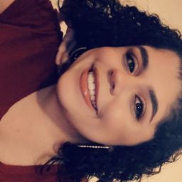 Taryn Rodriguez Photo 15