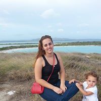 Elga Ruiz Photo 5