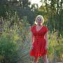 Anna Lewis Photo 11