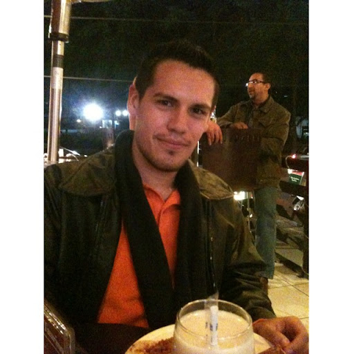 Omar Serna Photo 16