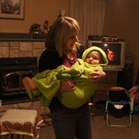 Julie Donahue Photo 32
