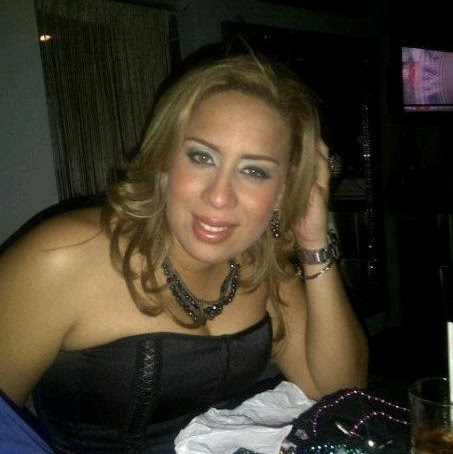 Darlene Martinez Photo 17