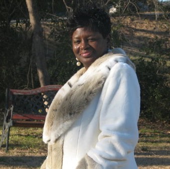 Robin Calhoun Photo 31