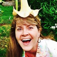 Lisa Dickson Photo 33