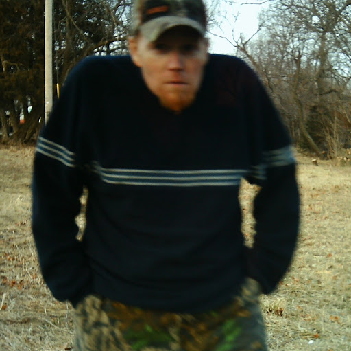 Robert Compton Photo 37