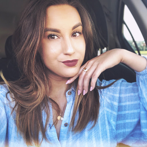 Victoria Castro Photo 20