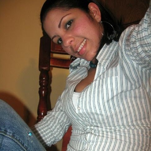Elizabeth Arthur Photo 22