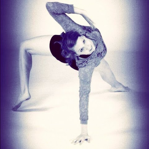Amy Ezell Photo 12