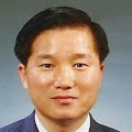 Young Kang Photo 42