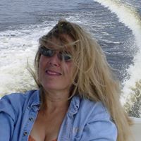 Roberta Lane Photo 22