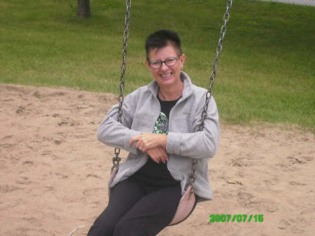 Leslie Chapman Photo 21