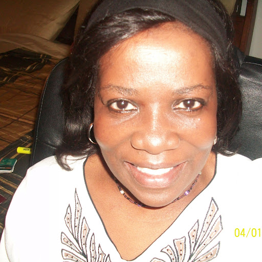 Joyce Hunt Photo 5