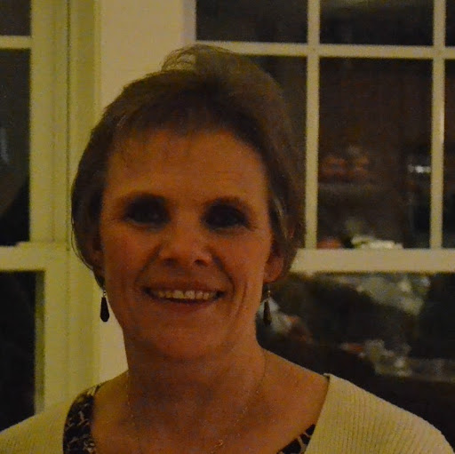 Debra Thompson Photo 22