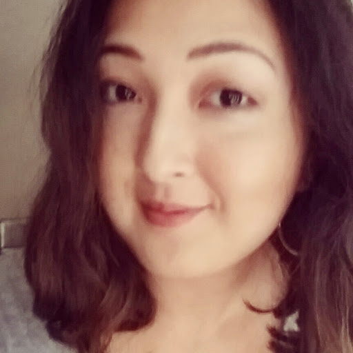 Stephanie Yoon Photo 18