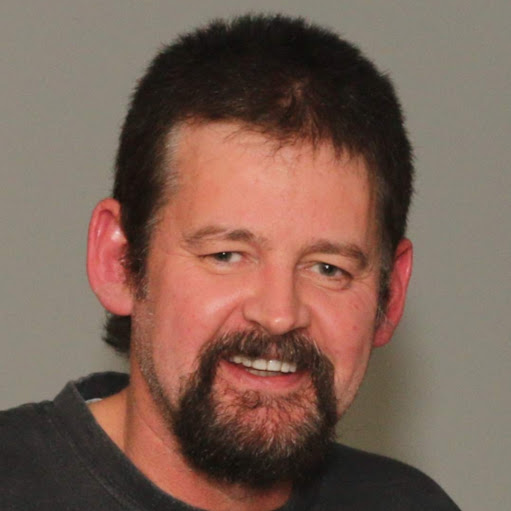 Glen Young Photo 28