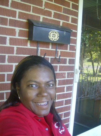 Angela Evans Photo 31