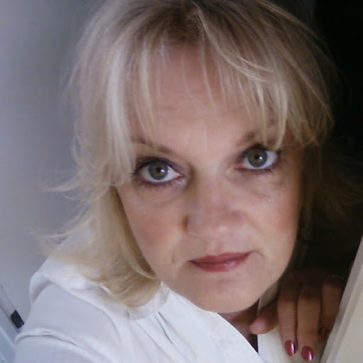 Ruth Little Photo 27