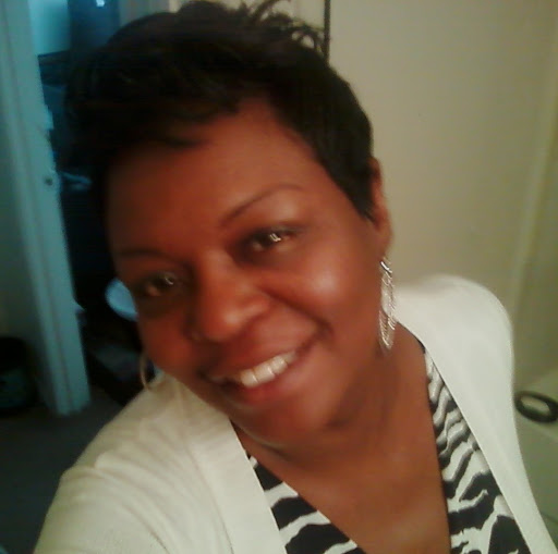 Lynn Moore Photo 24
