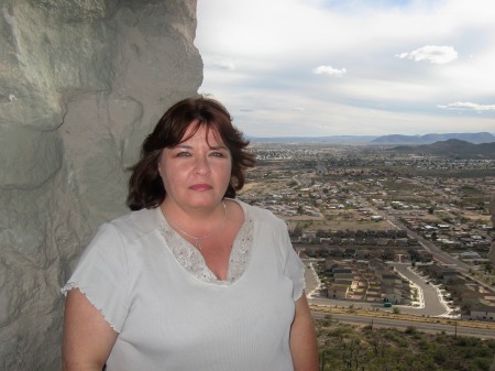 Beth Bell Photo 10