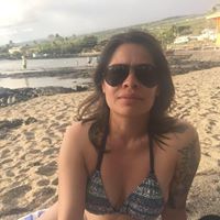 Alejandra Flores Photo 32